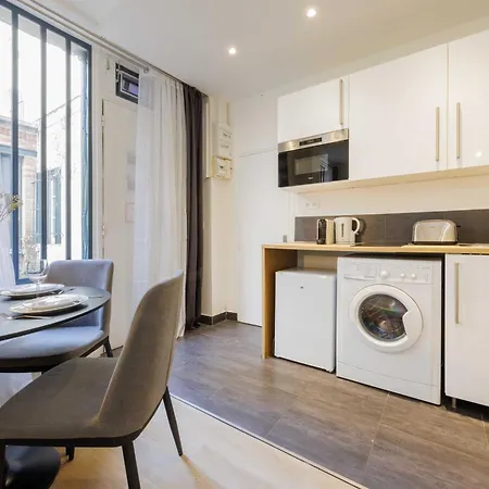 Beautiful At Gare De L'est Republique Appartamento *